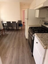 392 Court St, Unit Court Street in Plymouth, MA - Building Photo - Building Photo