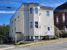 160 Charlotte St W in Saint John, NB - Building Photo