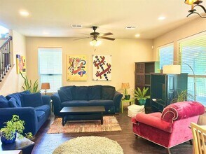 12504 Piper Ct in Austin, TX - Building Photo - Building Photo
