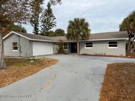1370 Eddy St in Merritt Island, FL - Building Photo