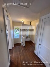 111 Westover Terrace in Greensboro, NC - Building Photo - Building Photo