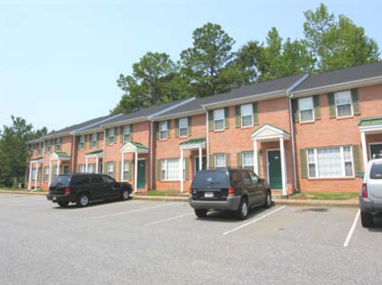 Cedar Bluffs Apartments in Athens, GA - Foto de edificio
