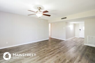 1237 Hillwood Dr in Lewisville, TX - Building Photo - Building Photo