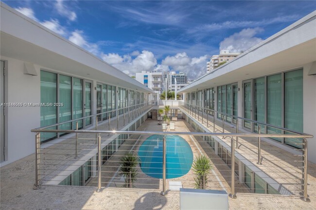property at 1601 West Ave