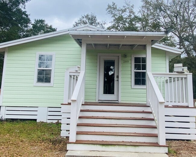 property at 289 Sherwood Rd