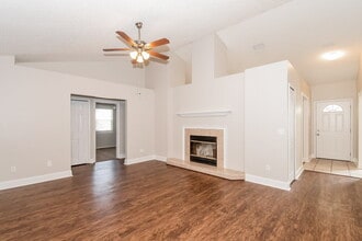 606 Charles Pinckney St in Orange Park, FL - Building Photo - Building Photo