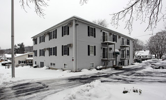 25 Standish St in Worcester, MA - Building Photo