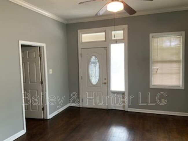 486 E Ontario Ave SW in Atlanta, GA - Building Photo - Building Photo