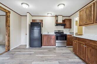 111 S Cedar Dr in Kalispell, MT - Building Photo - Building Photo