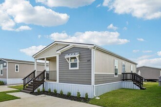 1609 American Dr in Cleburne, TX - Building Photo - Building Photo