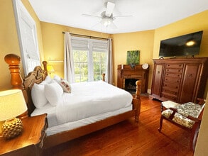 205 SE 7th St in Gainesville, FL - Building Photo - Building Photo