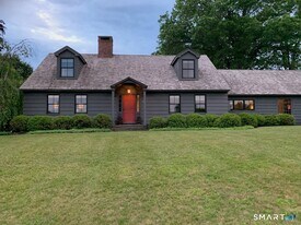 87 Beaver Dam Rd in Salisbury, CT - Building Photo