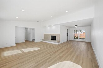 1613 Cumberland Trail in Plano, TX - Building Photo - Building Photo