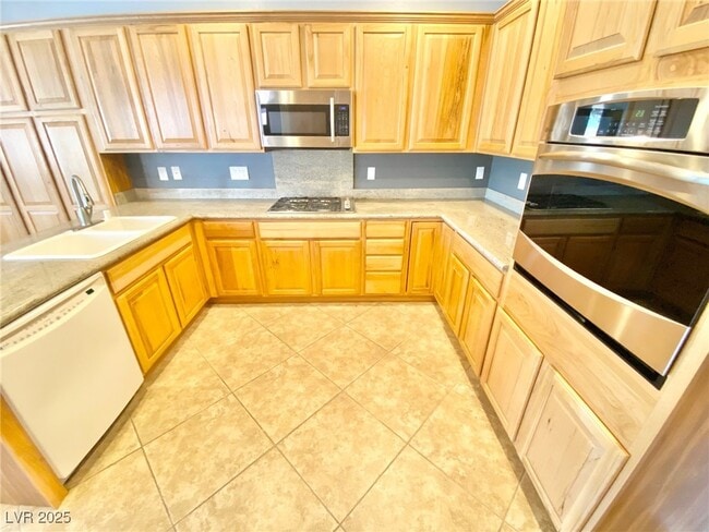 property at 7249 Lansbrook Ave