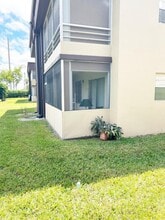 785 Burgundy Q in Delray Beach, FL - Building Photo - Building Photo