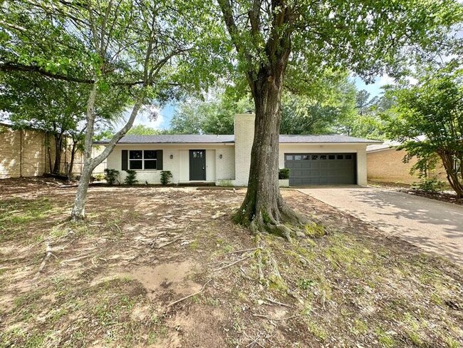property at 2825 Apache Trail