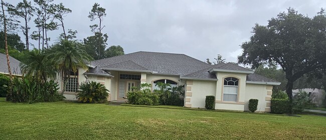 41 Creek Bluff Way in Ormond Beach, FL - Building Photo - Building Photo