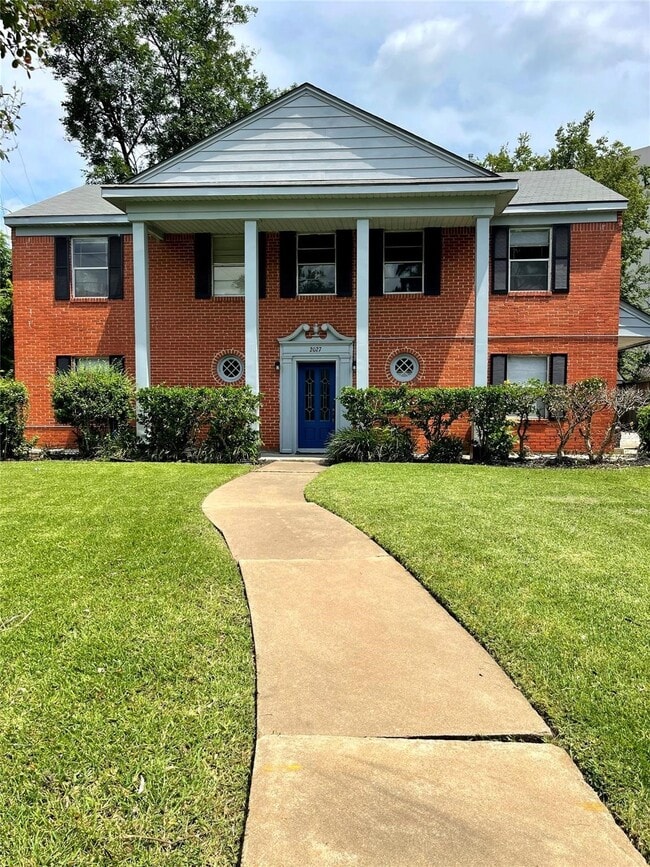 property at 2027 Sheridan St