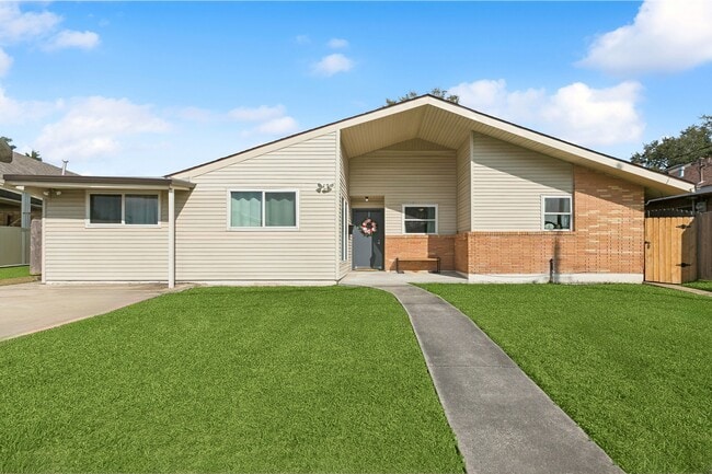 6805 Merle St in Metairie, LA - Building Photo - Building Photo