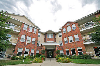 Chatelaine Residences in Lincoln, NE - Foto de edificio - Building Photo