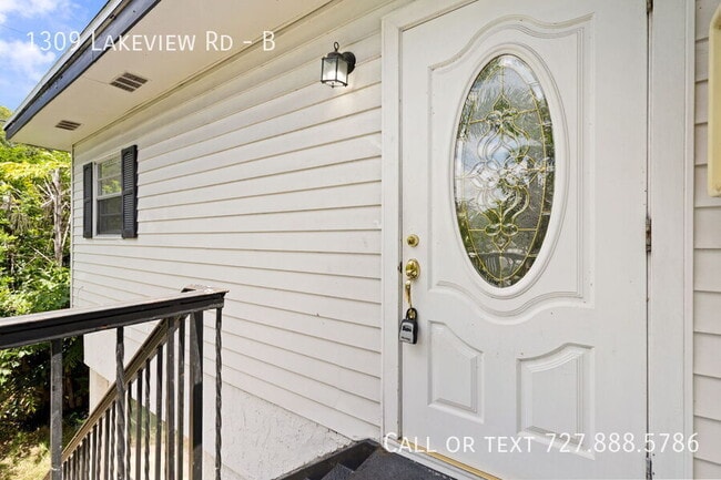 property at 1309 Lakeview Rd