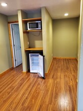 61716 US-26 #12, Unit #12 Studio in Brightwood, OR - Building Photo - Building Photo