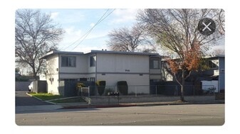 745 S Lark Ellen Ave in Azusa, CA - Building Photo