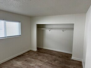 2517 E Cedar Ave in Las Vegas, NV - Building Photo - Building Photo