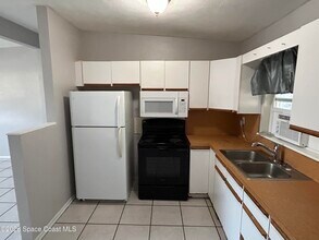 2338 Shenandoah Rd in Palm Bay, FL - Building Photo - Building Photo