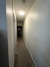 425 Elm St-Unit -425 Elm Street 1st Floor in Emmaus, PA - Foto de edificio - Building Photo