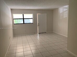 6460 SW 129th Pl in Miami, FL - Building Photo - Building Photo