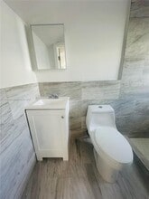 3010 NW 95th Terrace in Miami, FL - Building Photo - Building Photo