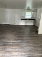 1012-B Salisbury Ave in Spencer, NC - Building Photo - Building Photo