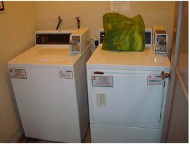 604 Peninsula Ave in Burlingame, CA - Building Photo