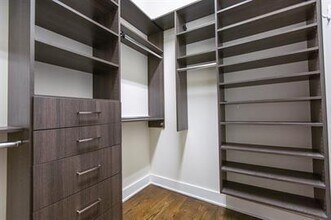 1739 N Milwaukee Ave in Chicago, IL - Building Photo - Building Photo