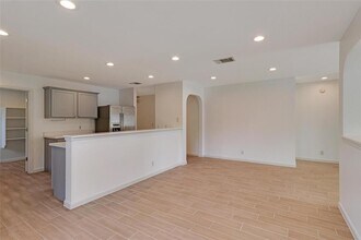 15003 Chamberlain Ct in Austin, TX - Building Photo - Building Photo