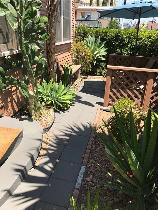 5209 Fountain Ave in Los Angeles, CA - Foto de edificio