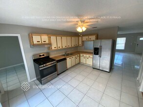 5885 Eddy Ct in Greenacres, FL - Building Photo - Building Photo