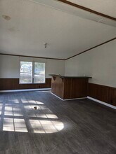 467 Paul St in Laurens, SC - Foto de edificio - Building Photo