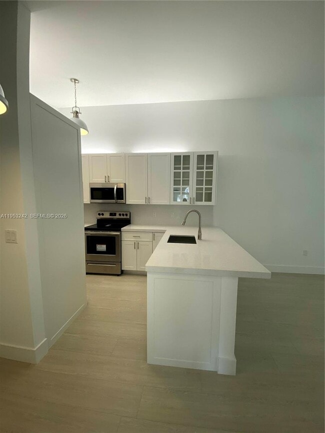 4700 NW 102nd Ave in Doral, FL - Building Photo - Building Photo