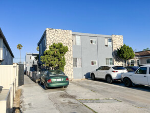 4526 Hawley Blvd in San Diego, CA - Building Photo - Building Photo