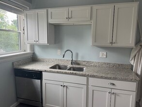 2900 Wasson Rd, Unit 2900 #1 in Cincinnati, OH - Building Photo - Building Photo