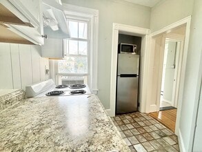 198 Ocean Dr E in Stamford, CT - Building Photo - Building Photo