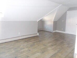 26 Valley St in Wallingford, CT - Building Photo - Building Photo