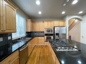 12766 NW Bayonne Ln in Portland, OR - Building Photo - Building Photo