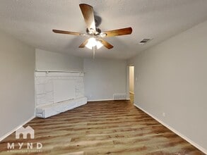915 Winnie St in Fort Worth, TX - Foto de edificio - Building Photo