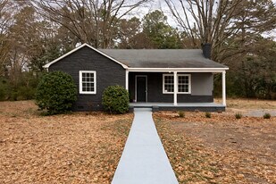 2629 Dallas Stanley Hwy in Stanley, NC - Building Photo