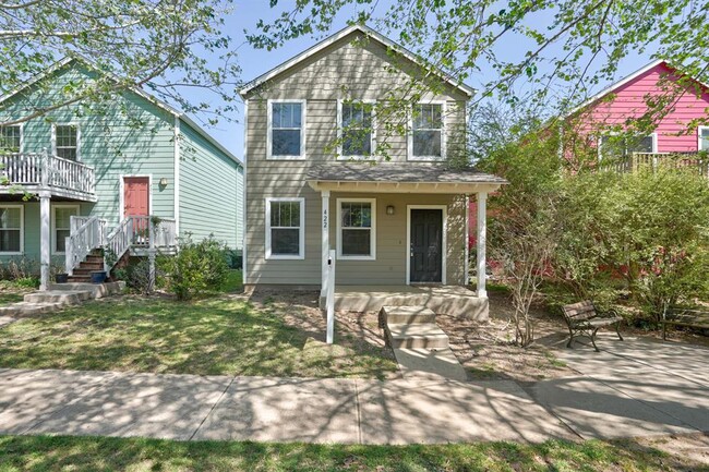 property at 422 Shadow Point