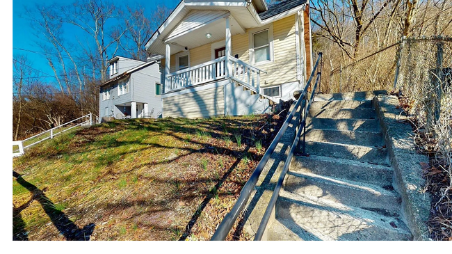 1000 Delhi Ave in Cincinnati, OH - Building Photo - Building Photo