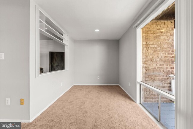559 Wilson Bridge Dr-Unit -C-1 in Oxon Hill, MD - Building Photo - Building Photo